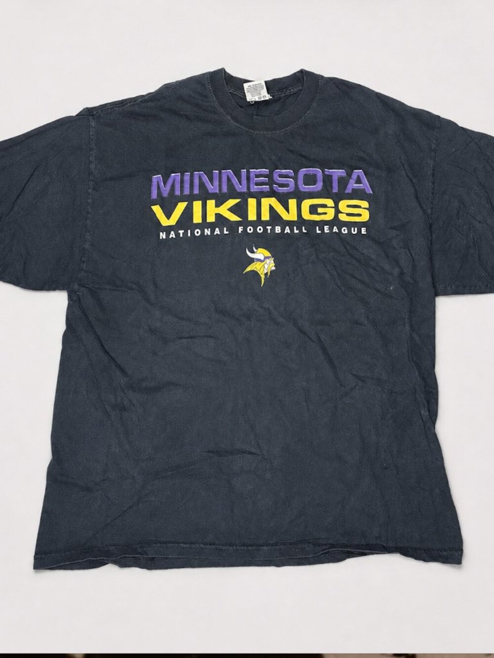 Vintage 90's Minnesota Vikings T-Shirt